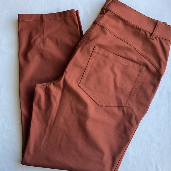 Lululemon City Sleek 5 Pocket 7/8 Pant - Size 12 - Picture 5 of 5